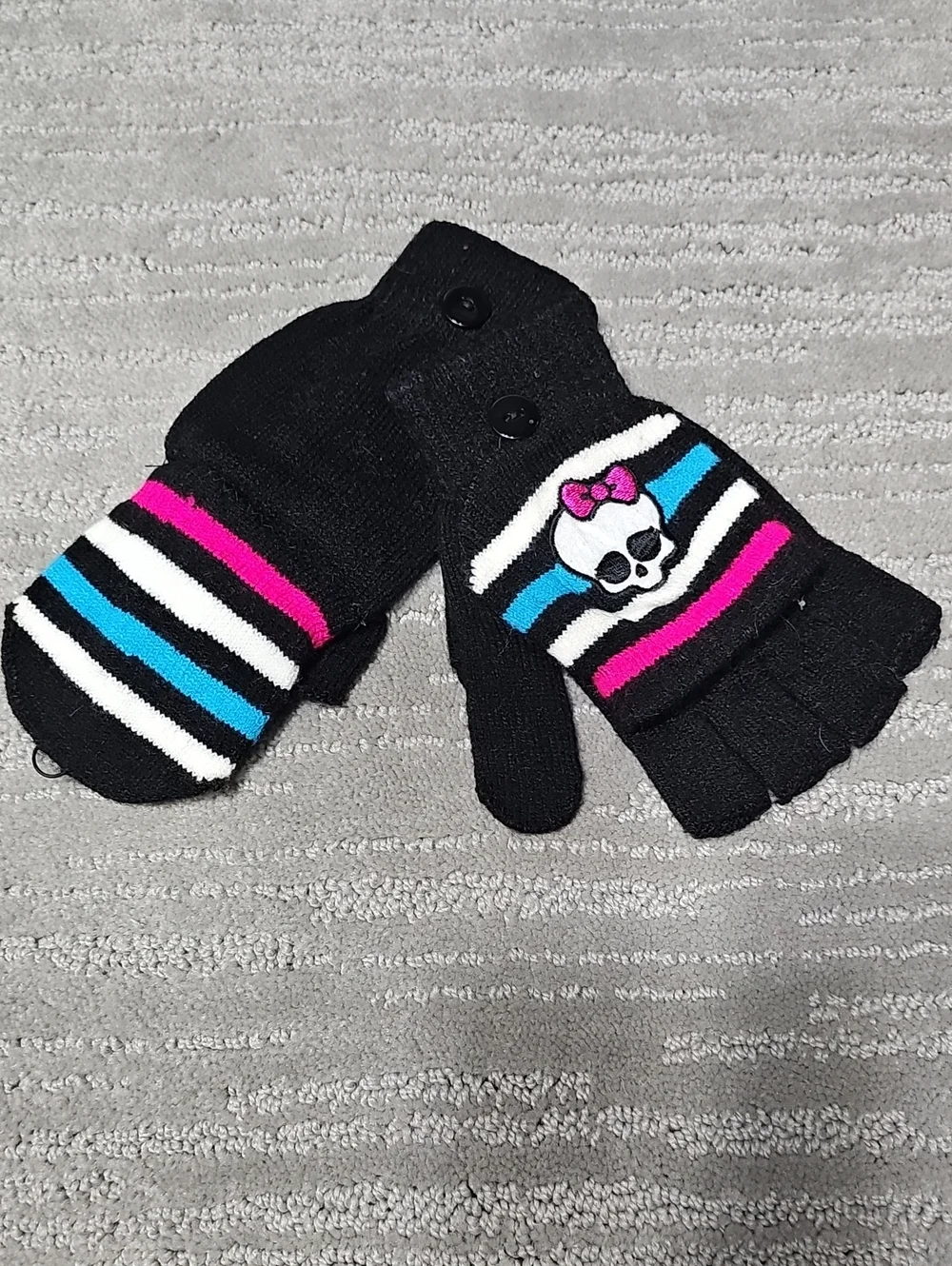 NWOT Monster High Y2K Mattel 2014 Skullette Gloves Mittens & Notebook